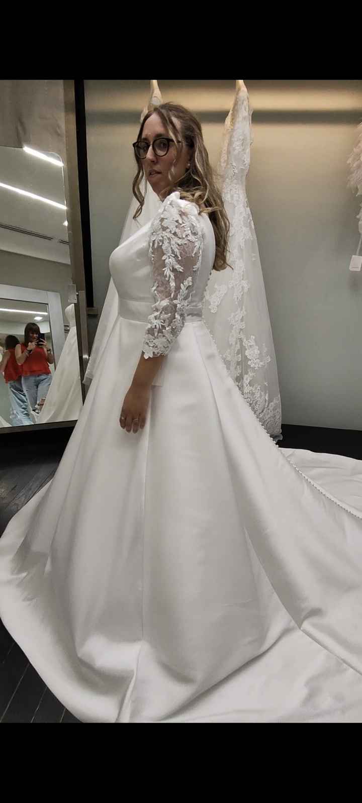Consiglio abito da sposa per curvy (credo) - 1