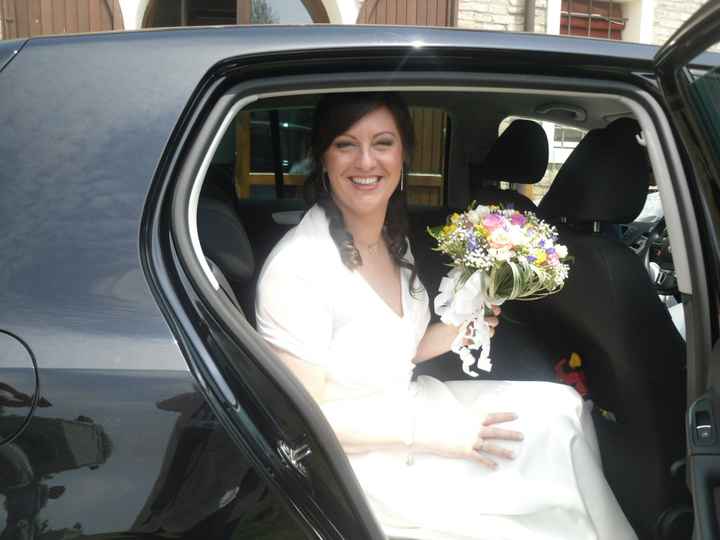 la sposa in auto