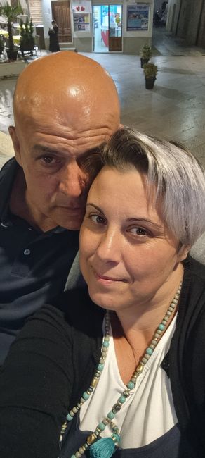 Postate una foto di voi due 👇 - 1