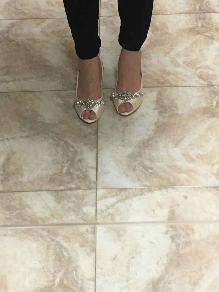  Dilemma scarpe 😔 - 1