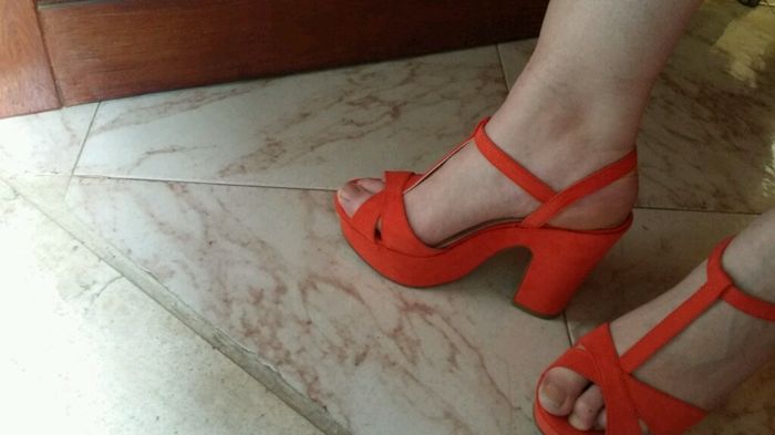 Le mie scarpe arancioni.... primadonna!!! - 3