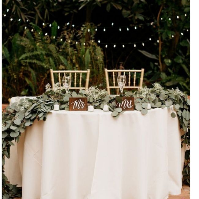 Tavolo sposi: decoriamolo coi fiori! 1