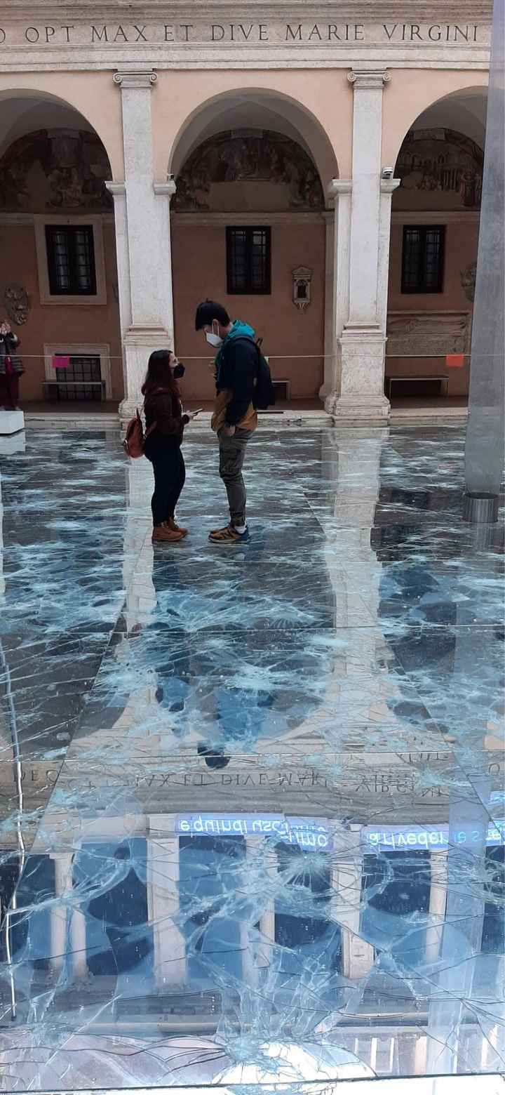 Postate una foto di voi due 👇 - 1