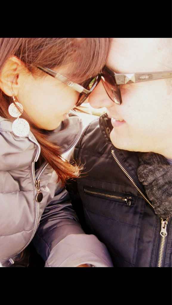 La prima foto di voi due da fidanzati - 1