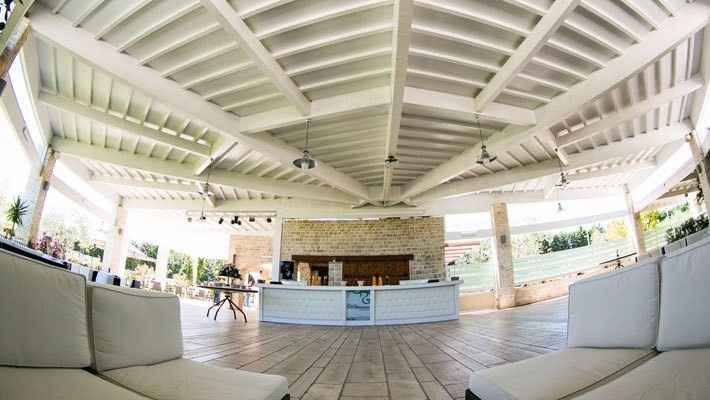 Zona 1070 cocktail lounge bar