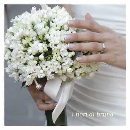 Fiori Bianchi Nebbiolina.Proposte Bouquet Di Oggi Fiori Bianchi Organizzazione