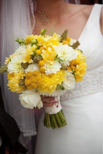 Bouquet con fiori gialli - 9