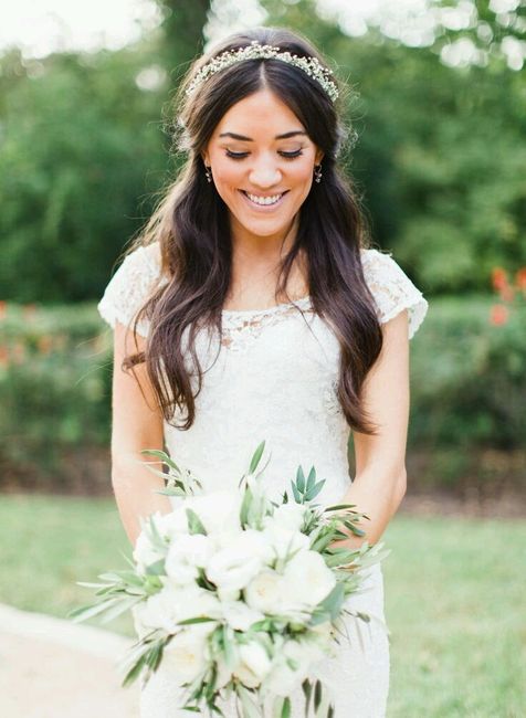 Velo e coroncina di fiori: sono compatibili? - 9