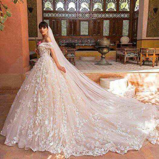 Piccolo aiuto- ricerca abito - 1