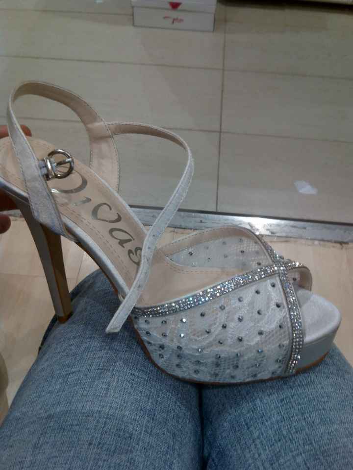 Scarpe aiuto - 1