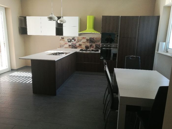 Finalmente i nostri mobili - 4