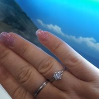 E ora mostraci una foto del tuo anello di fidanzamento! - 1