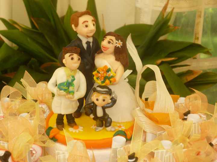 cake topper