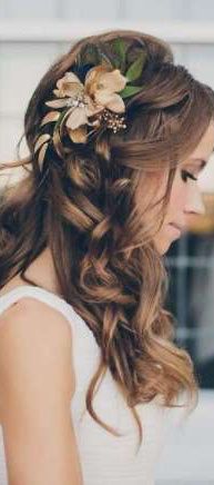 Acconciature capelli ricci 8