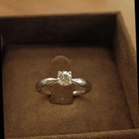 Come è il vostro anello di fidanzamento?? - 1