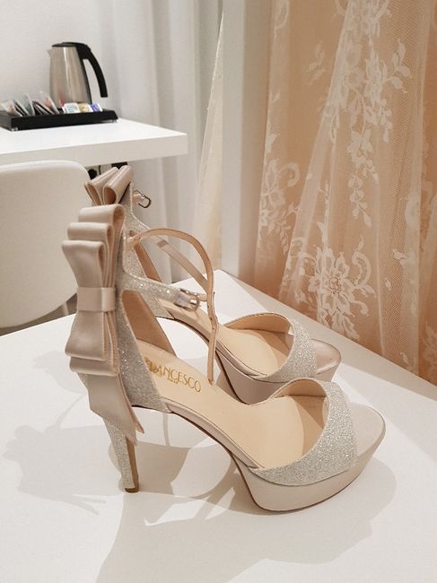Finalmente scarpe! - 1