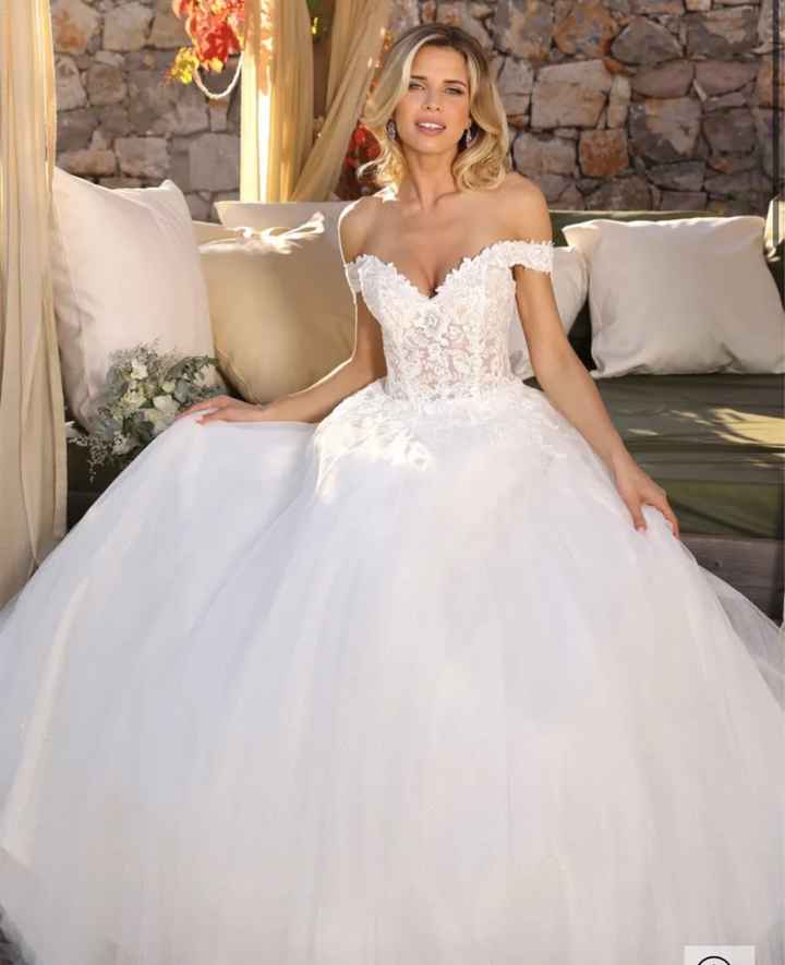 Acconcitura sposa abito principesco - 2