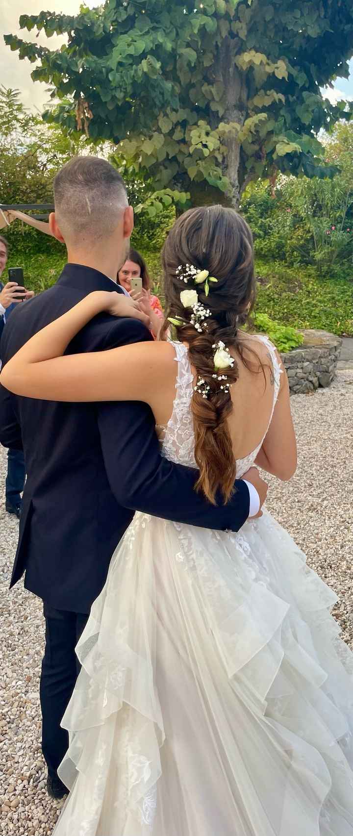 Dubbio fiori nei capelli🌾 - 1