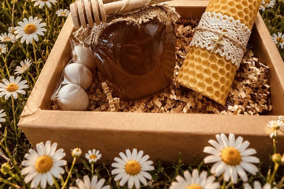 Miele e candela in cera d’api