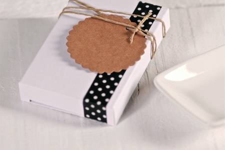 Originale scatola regalo per San Valentino - SelfPackaging