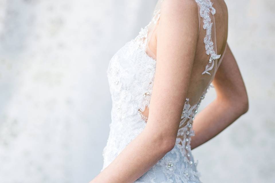 Abito da sposa indaco