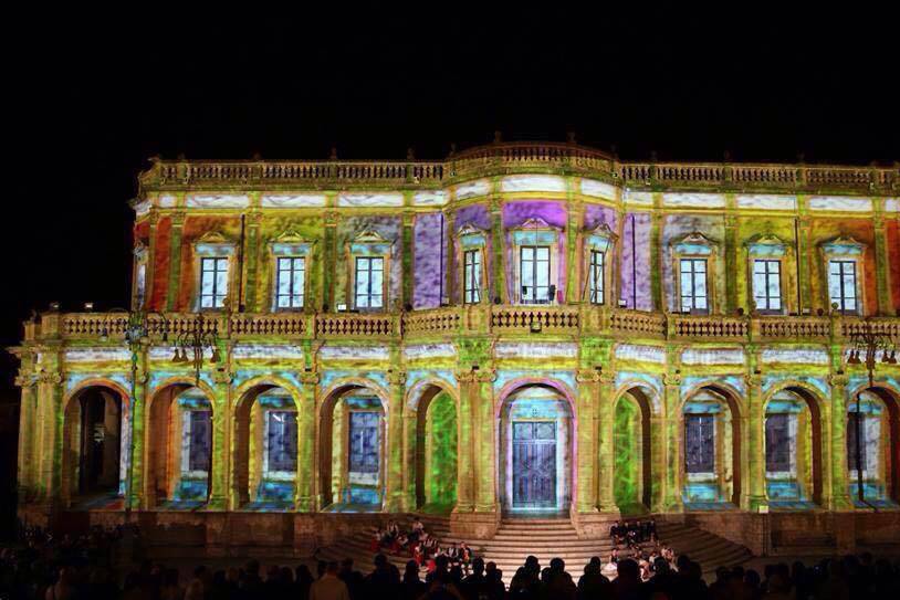 Video Mapping Noto