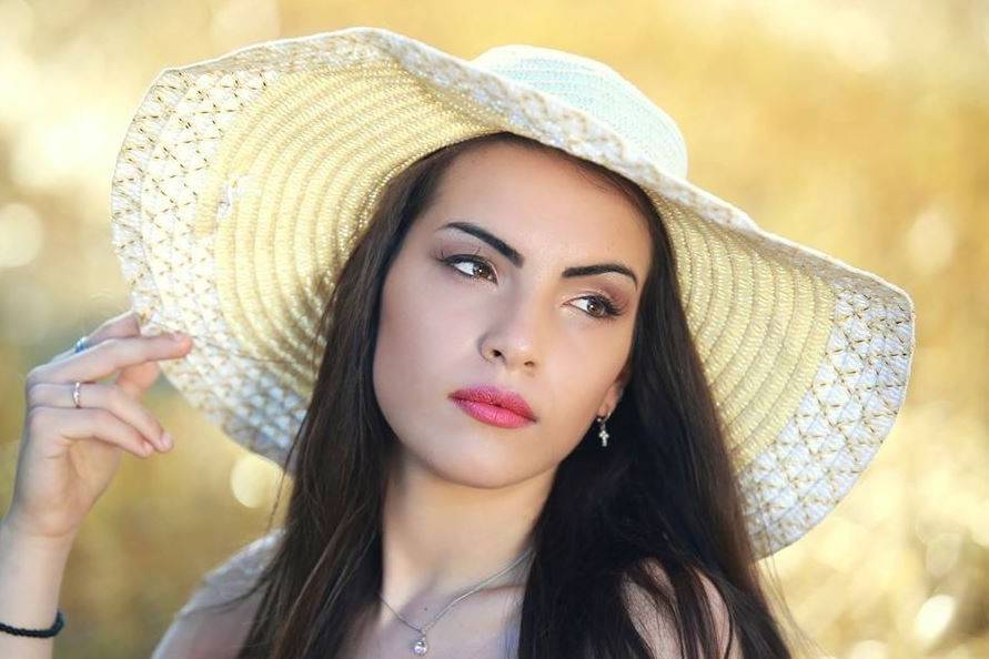 Sara Make Up