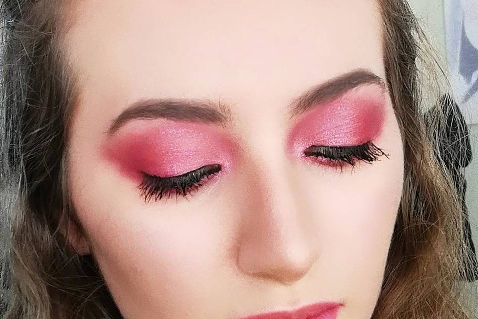 Pink smokey