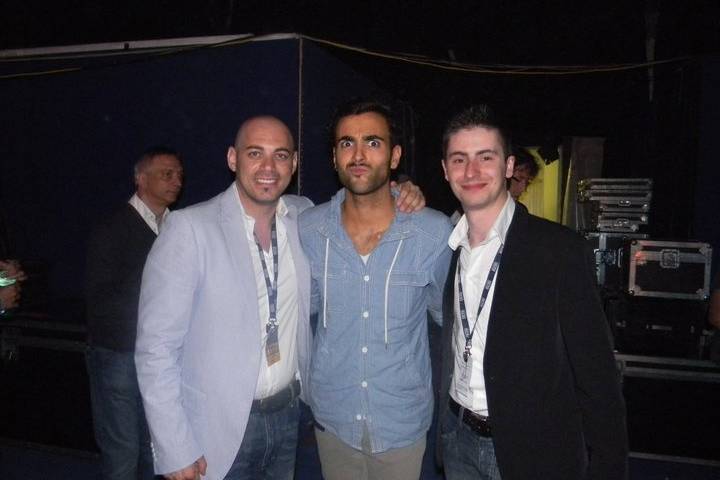 Con Mengoni after
