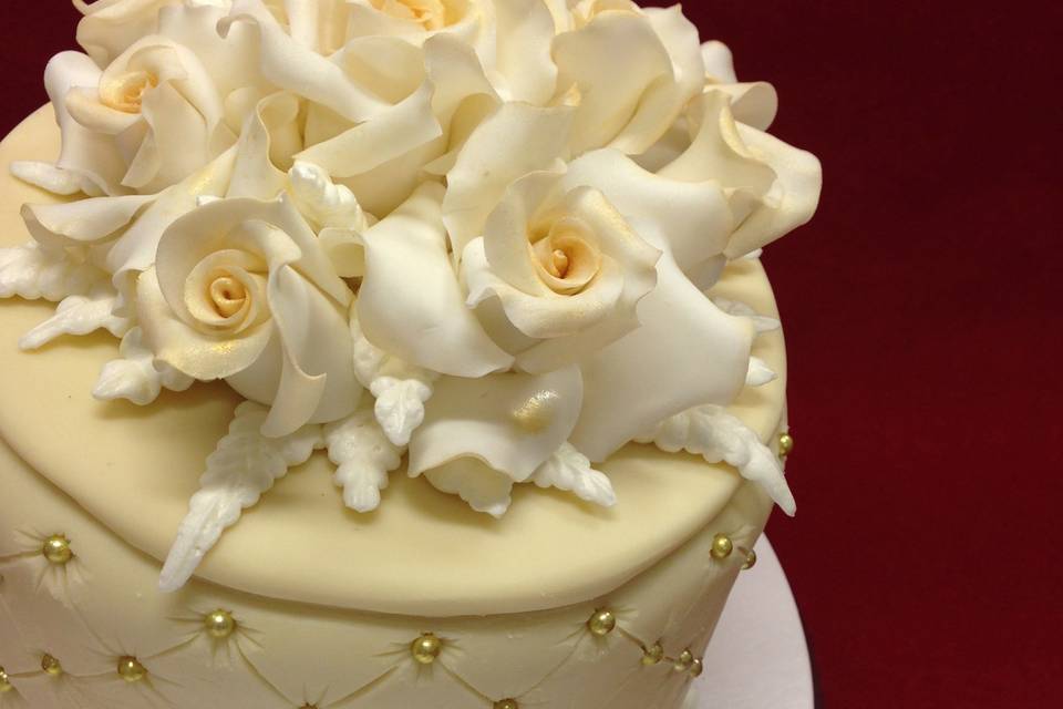 White chocolate roses