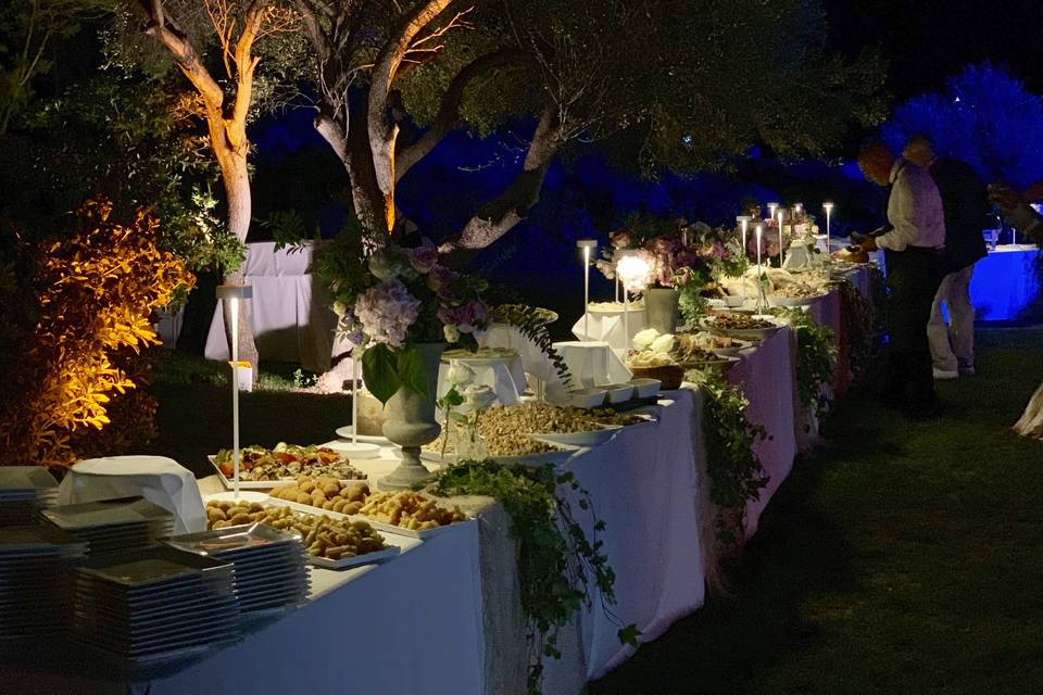 Illuminazione buffet