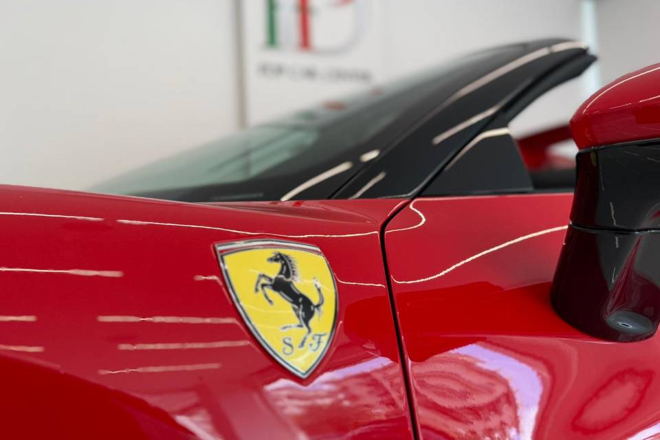 Ferrari 296 gts