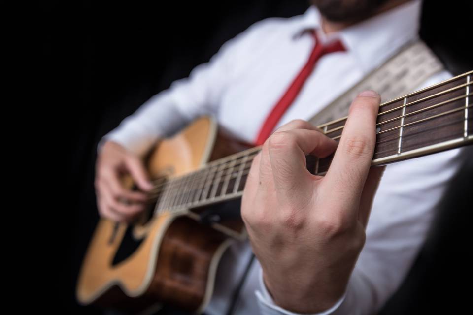 Matteo - chitarra e voce