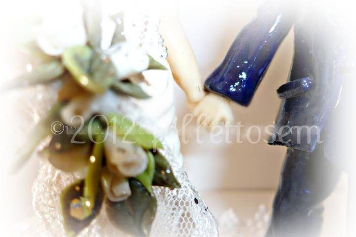 Cake topper personalizzato: Eleganza e semplicità