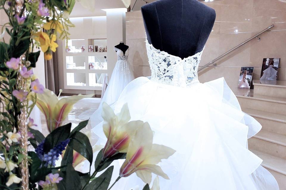 Cerrato Sposa - Store dedicato Nicole Milano