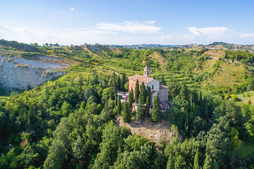 Drone su chiesa