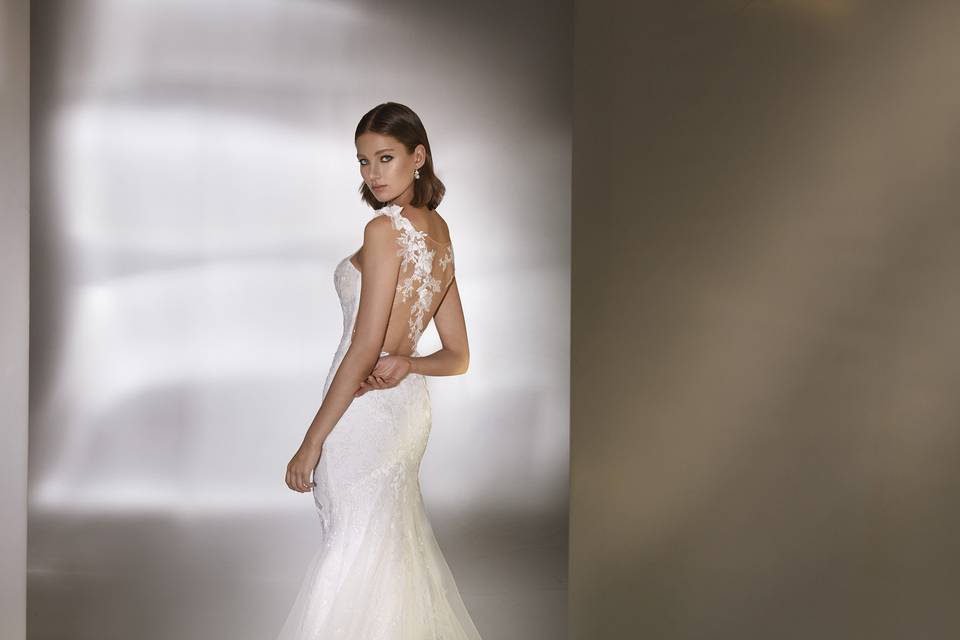 Cerrato Sposa - Store dedicato Nicole Milano