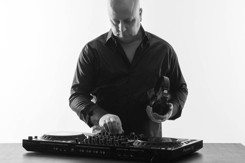 DJ BENI 006