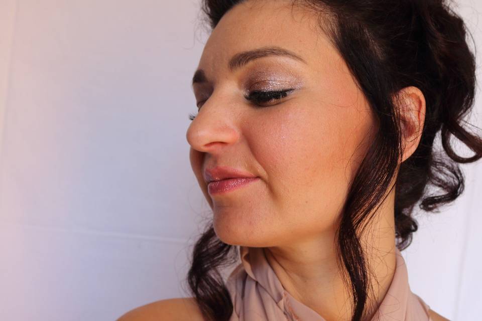 Acconciatura e trucco sposa