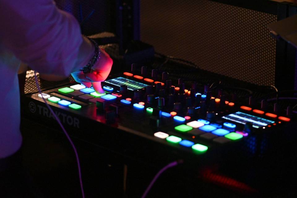 Dj Set
