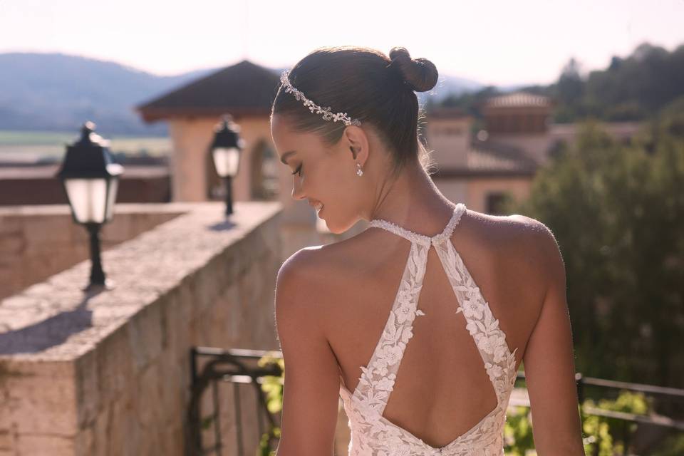 Abito in organza e pizzo