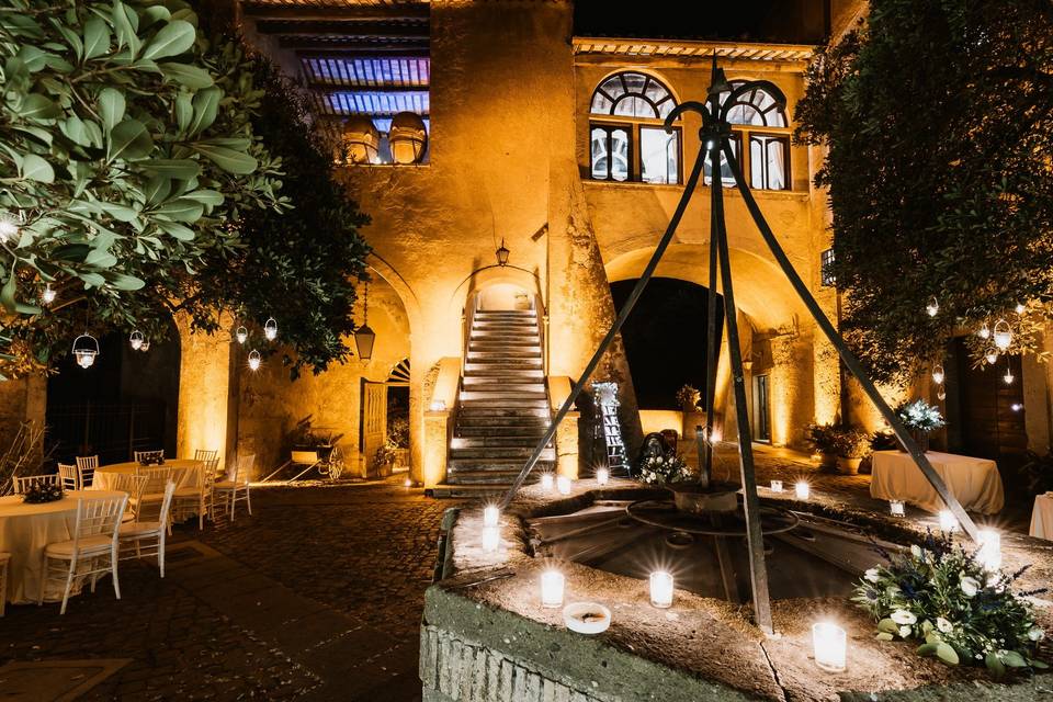 Cortile e Pozzo del Castello