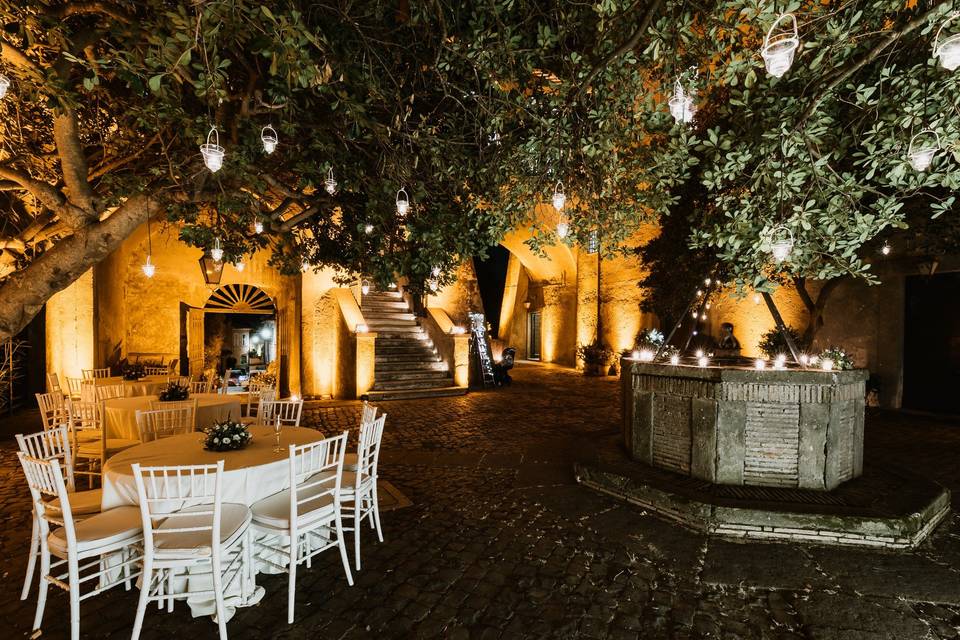 Cortile e Pozzo del Castello