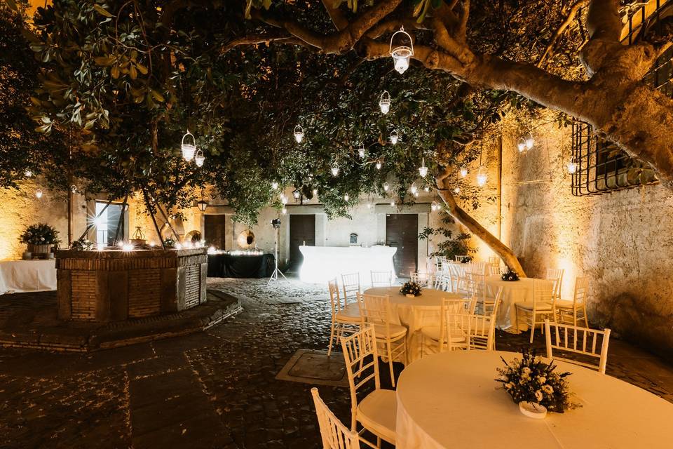 Cortile e Pozzo del Castello