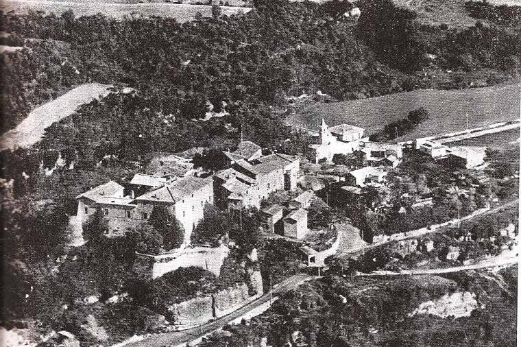 Borgo di Isola Farnese