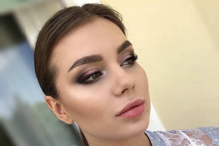 Viktoria make up artist