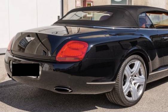 Bentley Continental GTC