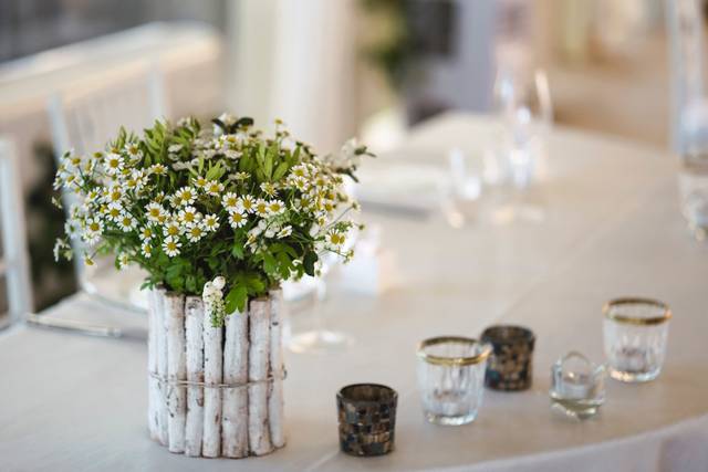 Denny Jo’ - Flower, Planning & Wedding Designer