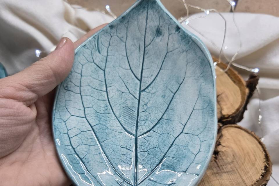 Foglia in ceramica
