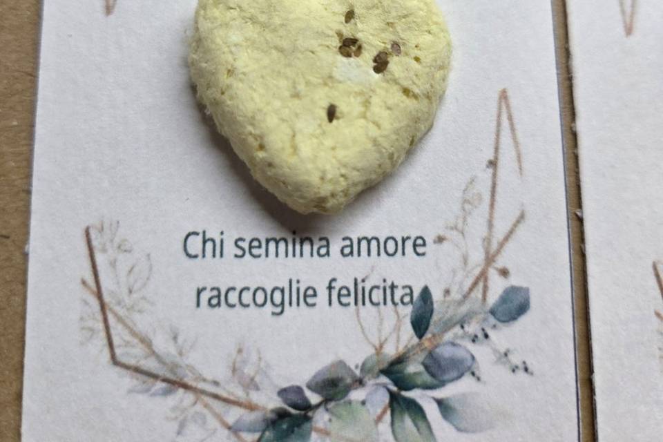 Segnaposto cuore piantabile